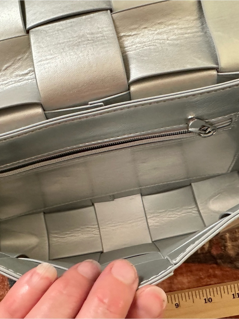 Woven Metallic Silver Leather Crossbody Bag - Picture 4 of 5